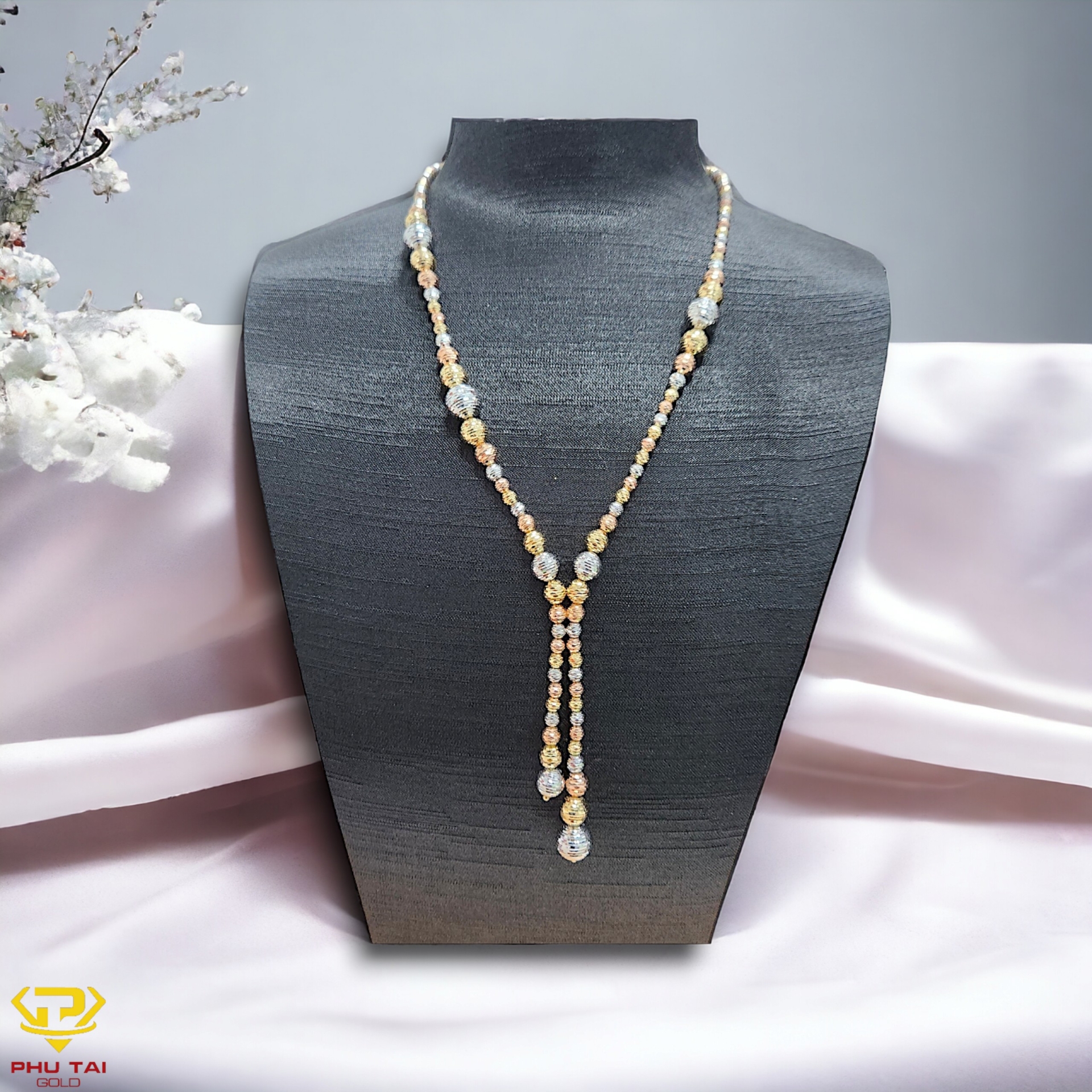 Tin nóng giá vàng sáng 27/10/2025: Giá vàng đầu tuần giao động trong biên độ hẹp